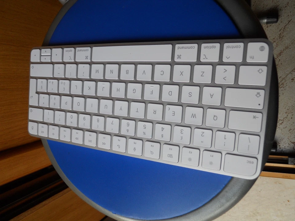 Apple Magic Keyboard con Touch ID (QWERTY Italiano. - Immagine 2 di 4