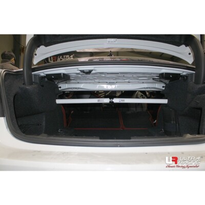 For BMW F82 (M4) 3.0TT 2WD 2014-2020 Ultra Racing Rear Strut Bar Rear Tower Bar