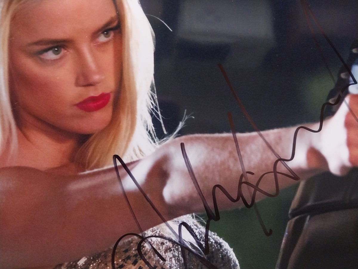 Autographed Amber Heard signed 8 x 10 photo Great Condition COA | eBay