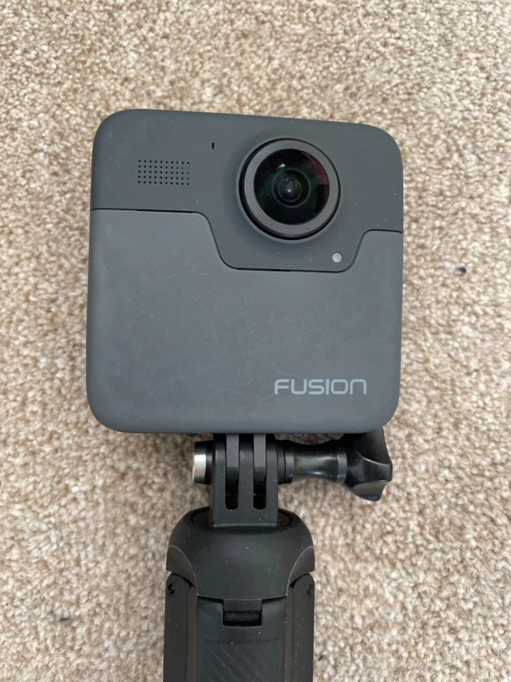 GoPro Fusion Action Camera With Max Grip Tripod - Image 2 of 4