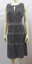 MICHAEL KORS PRINTED KEY HOLE DRESS SZ LG NEW WITH TAG