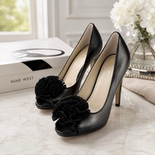 Nine West Black Peep Toe Pumps 7.5M Rosette Flower Heels w/ Box
