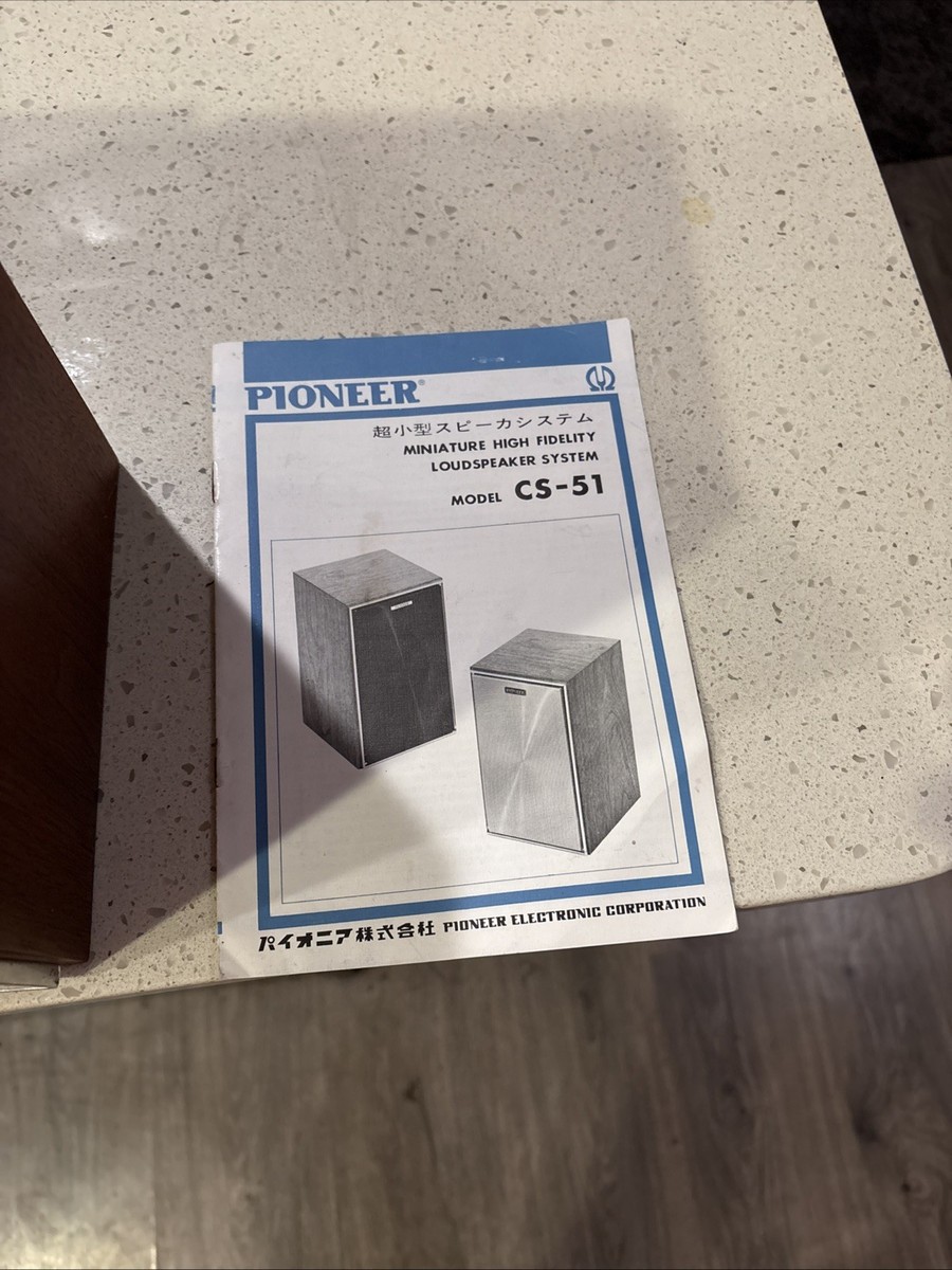 Vintage Pioneer CS-51 Bookshelf Speakers Working Condition Very