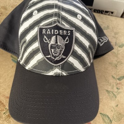 Las Vegas Raiders Zubaz New Era 39THIRTY Stretch Fit Hat L/XL Raider Nation