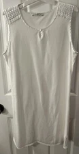 Feraud Paris Women’s Size M White Cotton Short chemise nightgown Sleeveless EUC