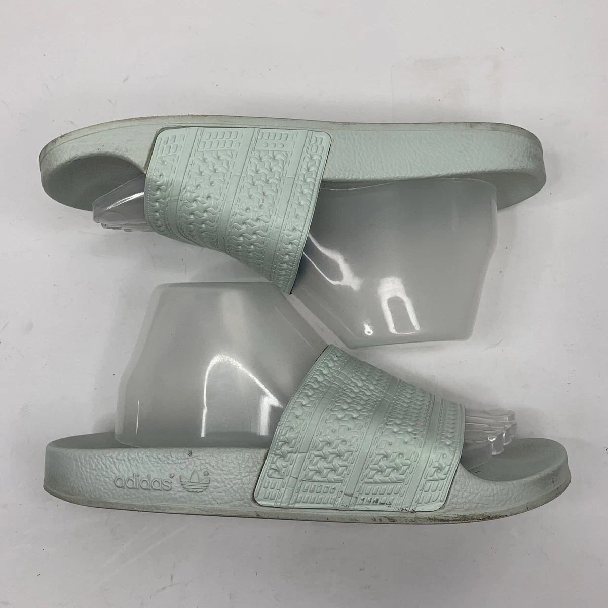 Adidas side hotsell logo sandal