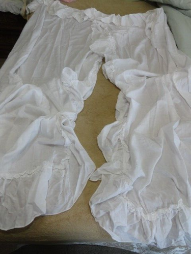 NWOT VTG White Ruffled Priscilla Curtains Attached Valance 62" L x 54 "W
