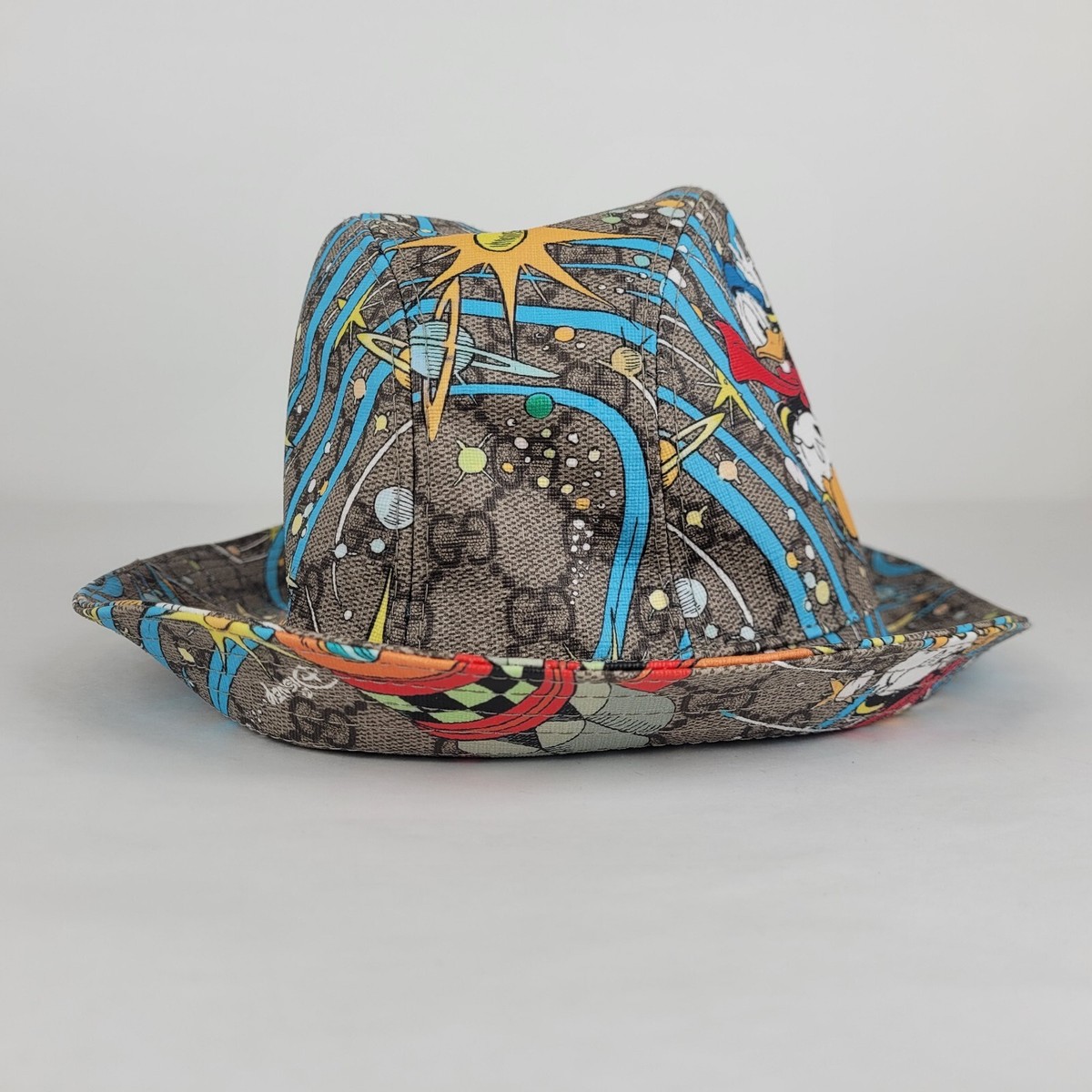 Gucci x Disney Brown GG Supreme Fedora Hat with Donald Duck Gucci x Disney Brown GG Supreme Fedora Hat with Donald Duck