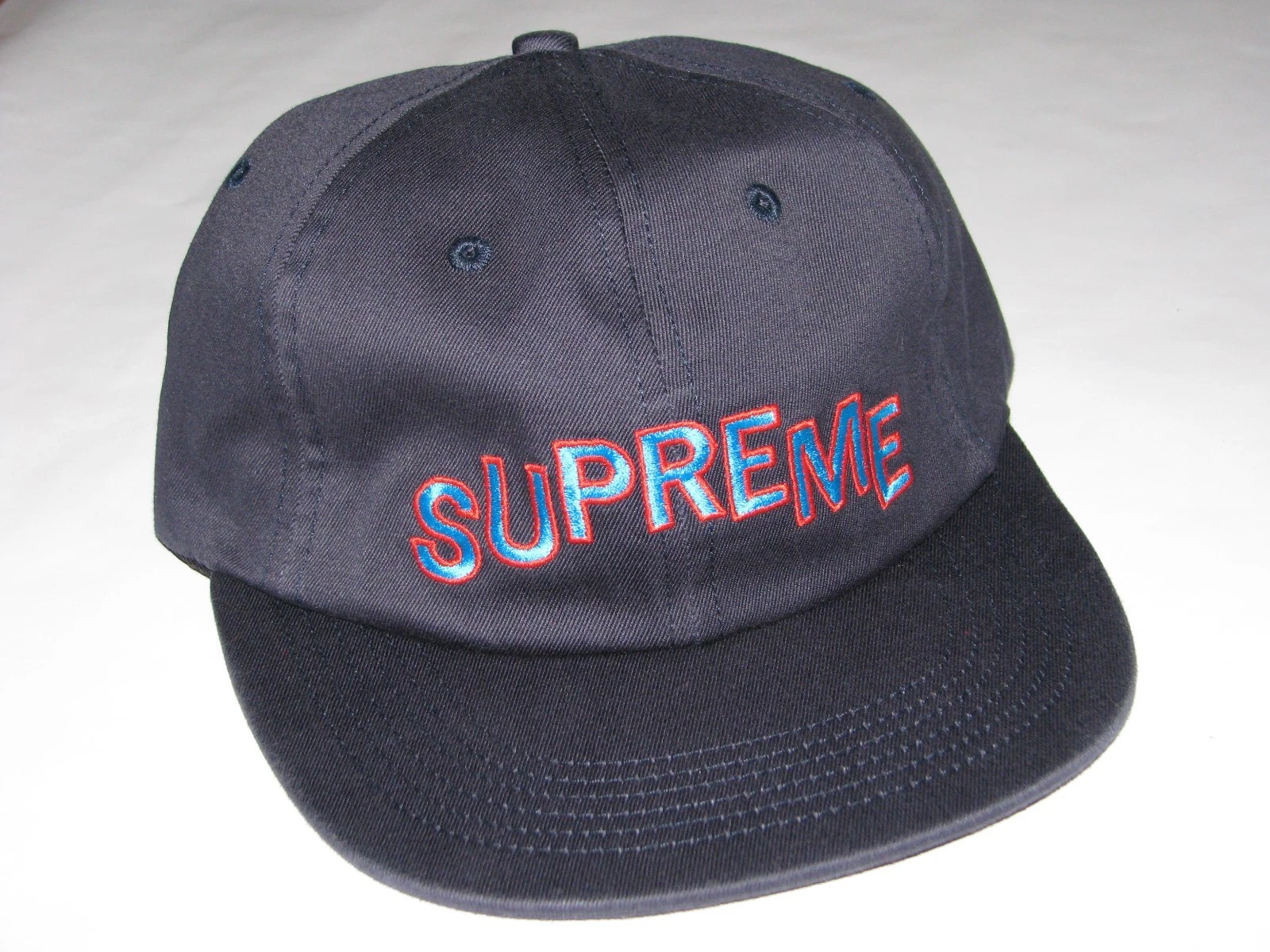 Casquette chapeau 6 panneaux SUPREME New York Stepped Arc MARINE réglable NEUVE ! F/W 2017 BOGO