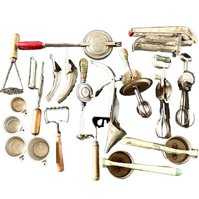 Vintage Antique Kitchen Utensil Mixed Lot 19 Pieces Some Have Wooden Handles EUC