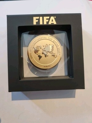 Official medal FIFA Intercontinental Cup Qatar 2025 / participant medal 