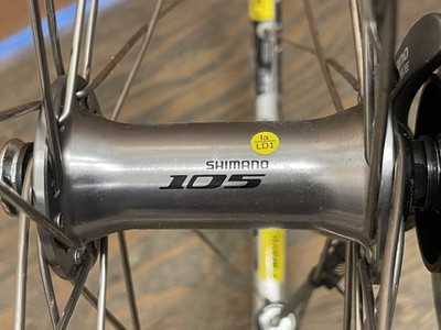 VGC Shimano 105 HB-5700 + Mavic Open Pro 700c 32H Wheelset w QR