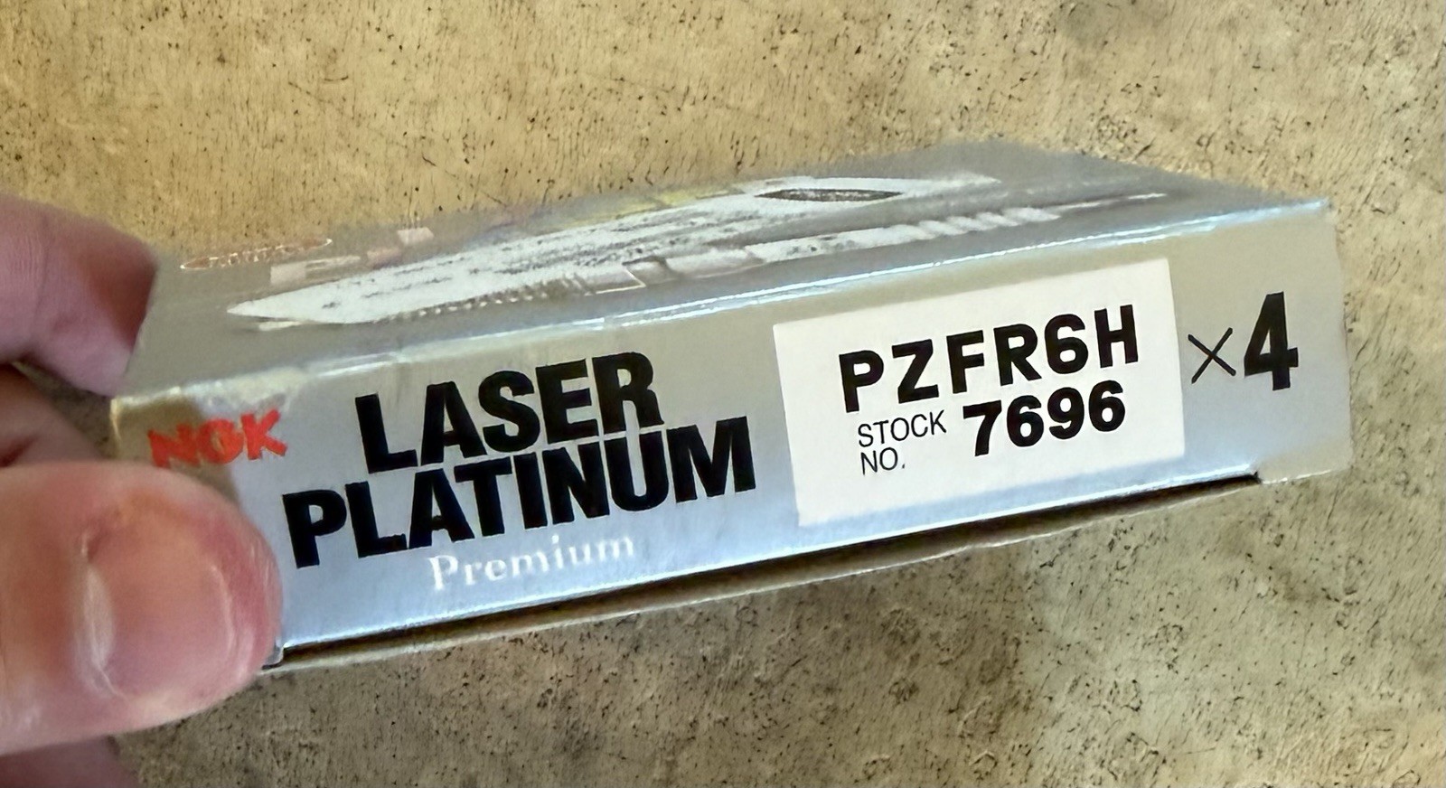 4 Pack NGK Laser Platinum Spark Plugs 7696 PZFR6H