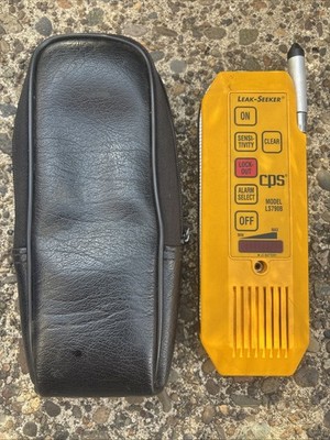 CPS LS790B Leak-Seeker Refrigerant Leak Detector Powers On