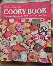 Betty Crocker's Cooky Book,HC,Illus,Spiral, 1972, Collection for All Occasions