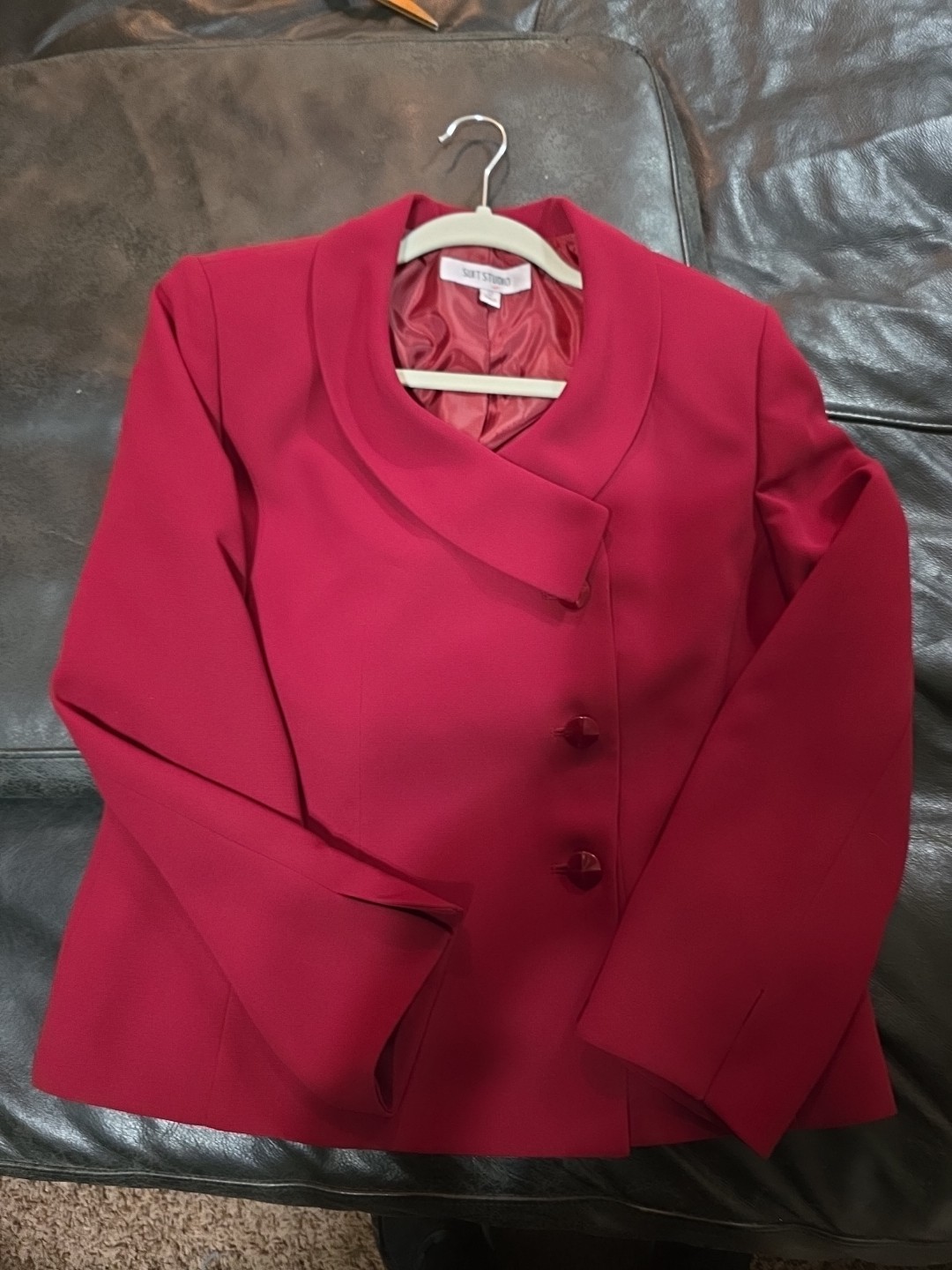 Suit Studio Women's Ruby Red 100% Polyester 1Piece Jacket Suit Size 12 