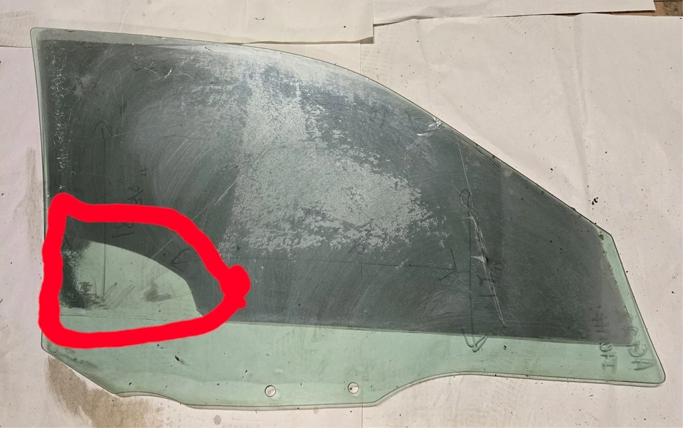 98-02 Puerta Ventana Vidrio Mazda 626 Lado Izquierdo Del Conductor Delantero OEM Foto 2 de 4