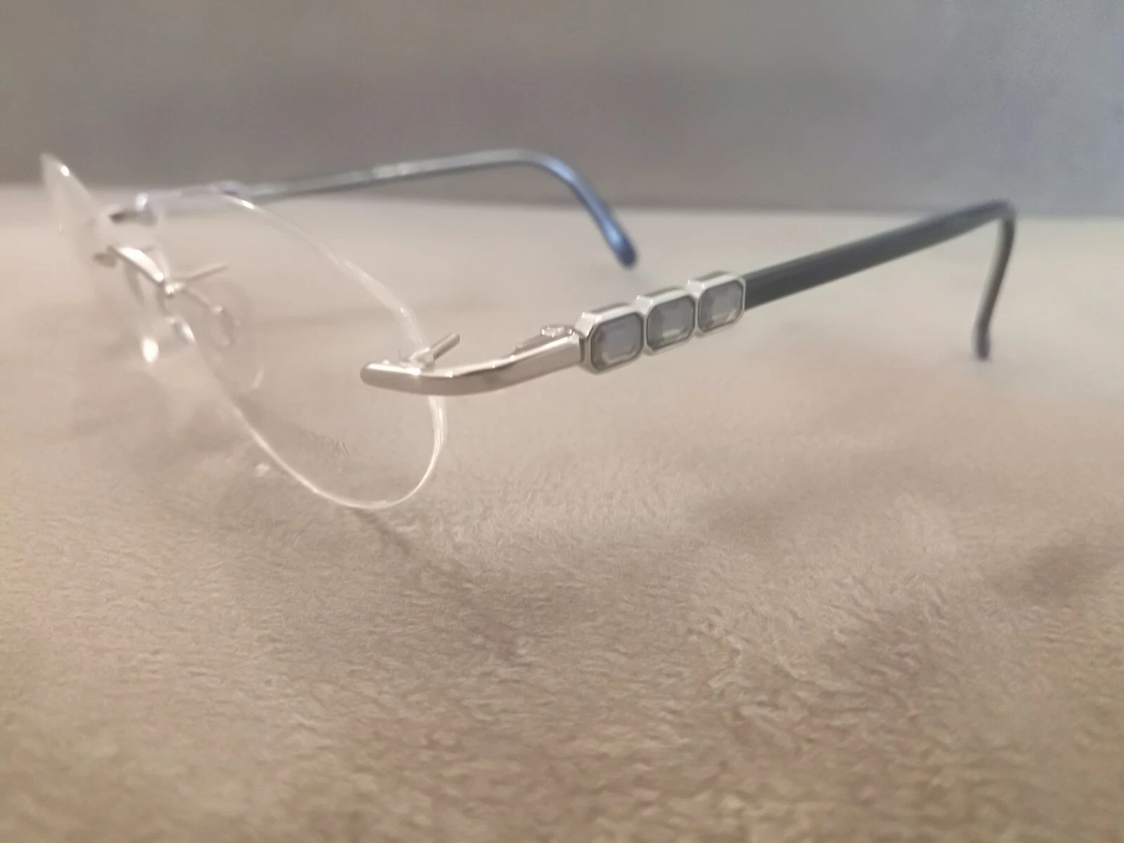 DANIEL SWAROVSKI Eyeglasses Model S165 Color White G With White Stones 23KT