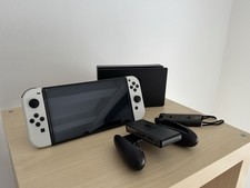 Nintendo Switch OLED-Modell Weiß + Zubehörpaket