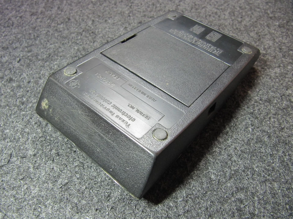 Texas Instruments TI-51 III Wissenschaftlicher Taschenrechner vintage, retro 9V - Bild 4 von 4