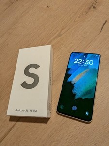 Samsung Galaxy S21 FE 5G SM-G990B/DS - 128GB - Olive (Ohne Simlock)