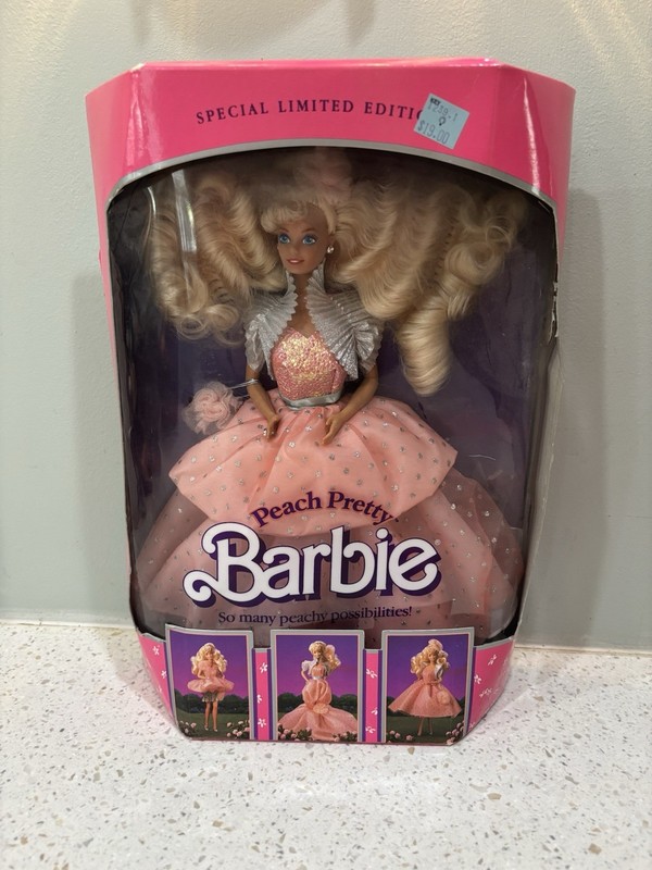 Mattel Peach Pretty Barbie Limited Edition 11.5in Doll 1989 MPN 4870
