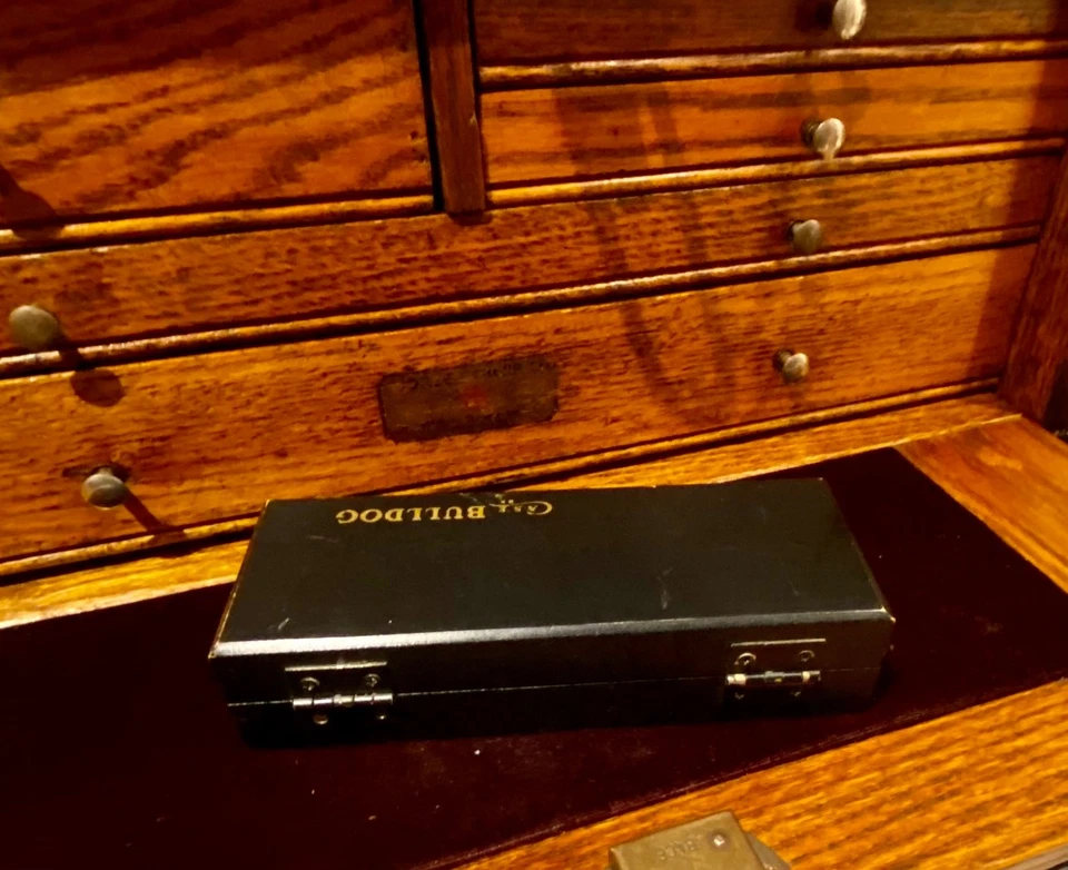 FUNDA VINTAGE XX BULLDOG SOLO CAJA NEGRA Foto 4 de 4