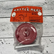 VINTAGE RATTLE REEL Lakco Quality Tackle Ice House Wall Mount Ice Fishing New