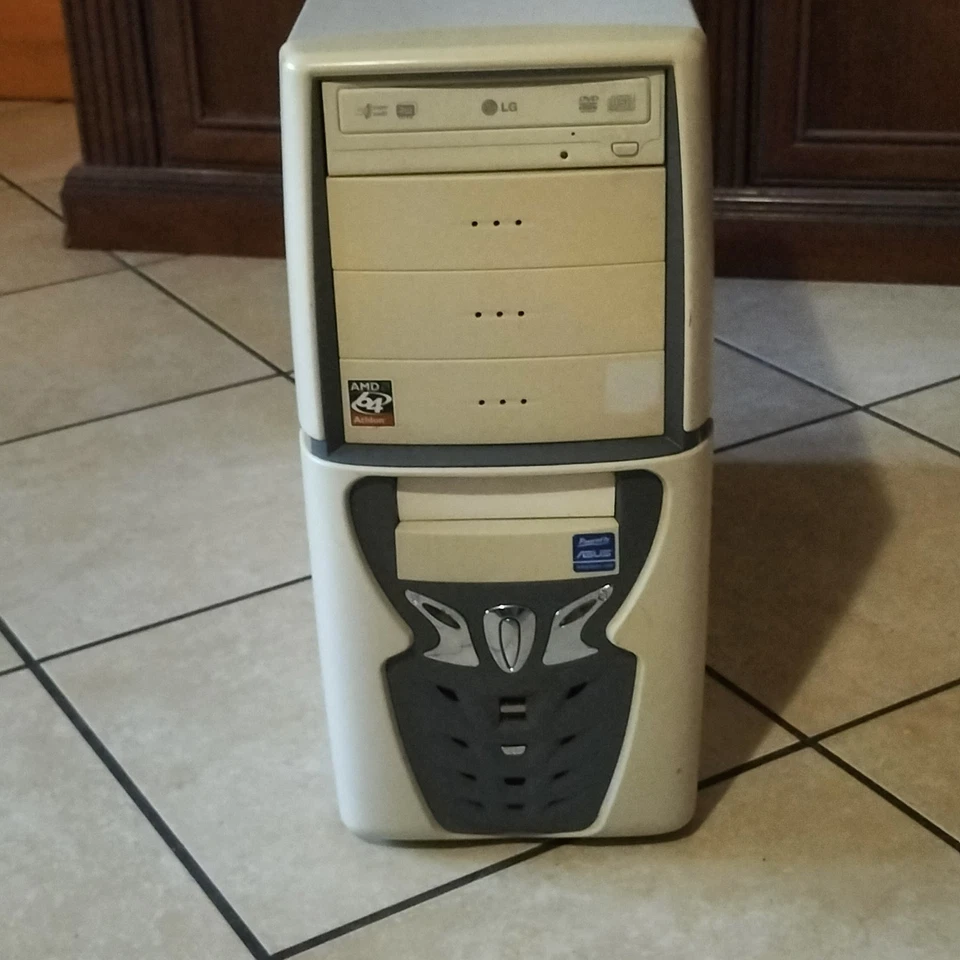 Gaming PC Windows XP GeForce 6200 LE 256MB Athlon 64 3500+ RAM2GB HDD160GB Asus - Bild 4 von 4