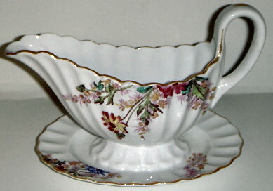 Spode Chelsea Garden Gravy Boat W/Attached Underplate