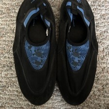 Men s KK Hawaii Water Shoes Size 11