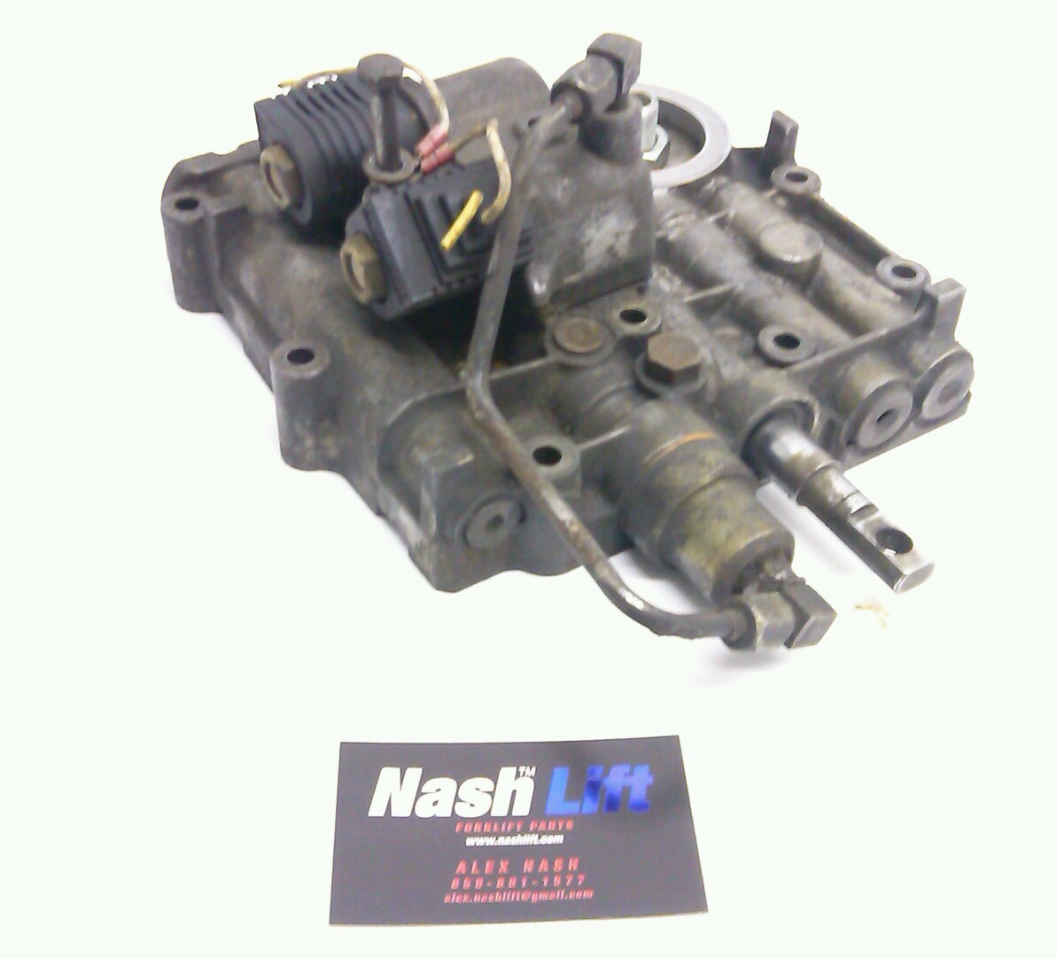 520052877 Yale Used Transmission Cover Control Valve Good  