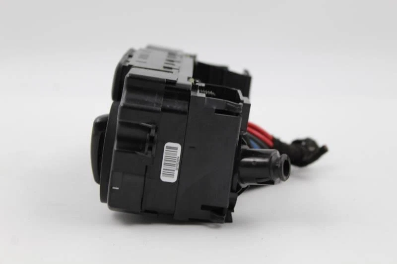 Control de temperatura sedán de una sola zona manual con CA 11-14 JETTA #3117 Foto 4 de 4