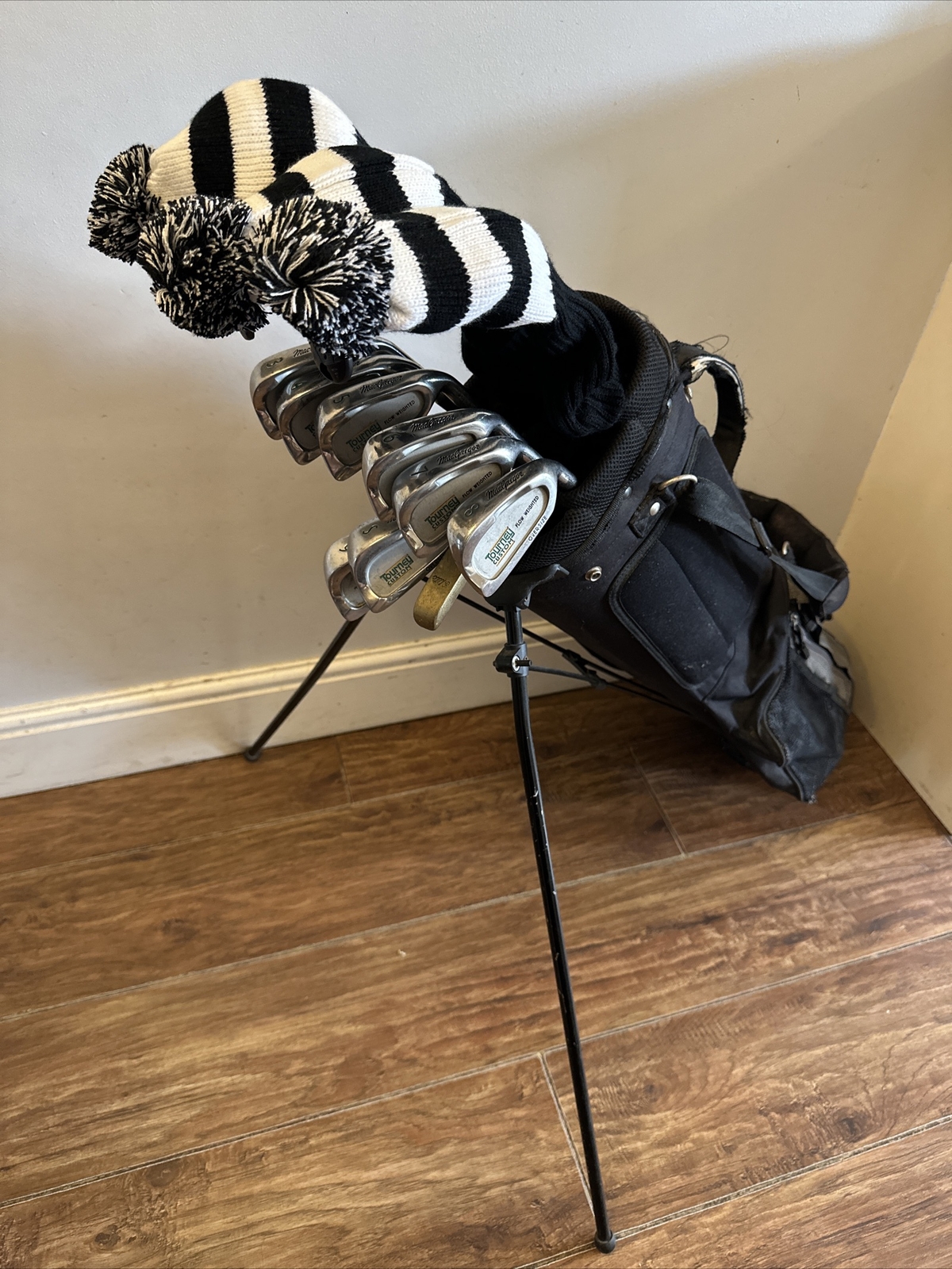 LADIES FULL SET OF MACGREGOR GOLF CLUBS eBay