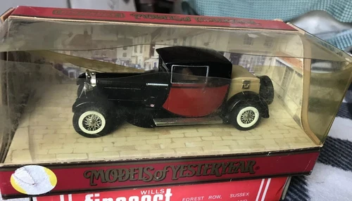 Matchbox Models Of Yesteryear Die Cast Car Sealed 1927 Bugatti T44 Vintage