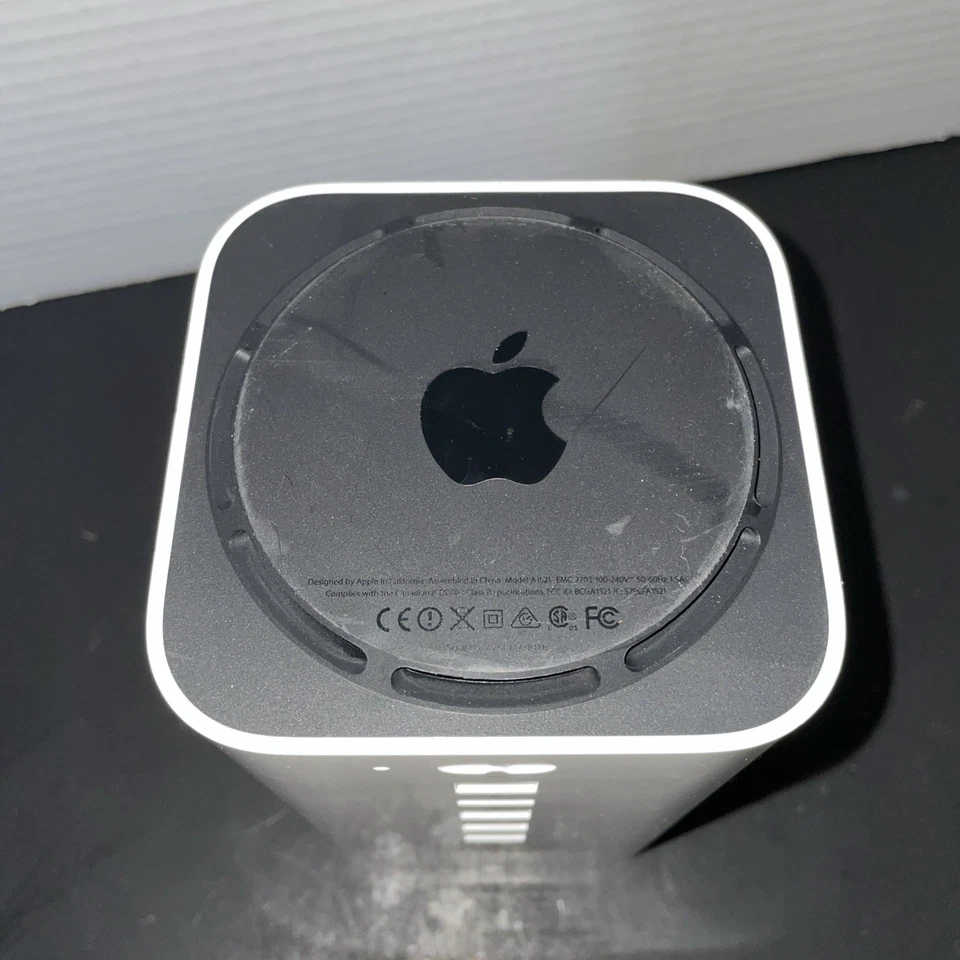 Apple AirPort Time Capsule 2 ? Tegabyte Untested W/O Cord Wireless Hard Drive - Image 4 of 4