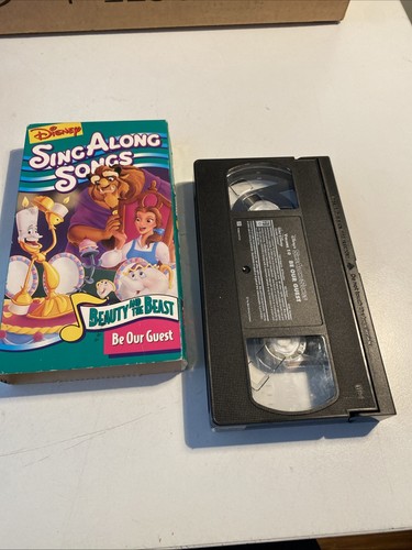 2 Disney SingAlong Songs VHS Videos Be Our Guest & VERRY MERRY CHRISTMAS SONGS - Picture 7 of 8