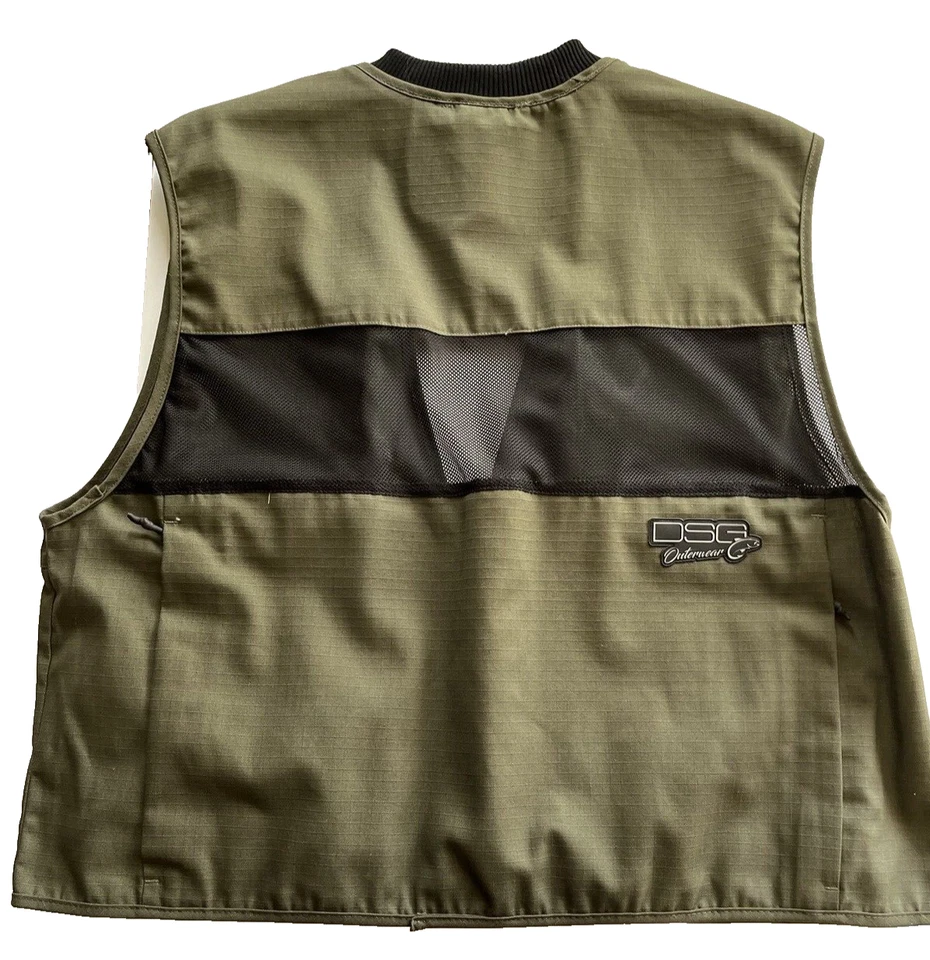 DSG (DOING SOMETHING GREAT) GREEN SHOOTING VEST WITH PARTIAL MESH ON THE BACK - Image 2 of 4