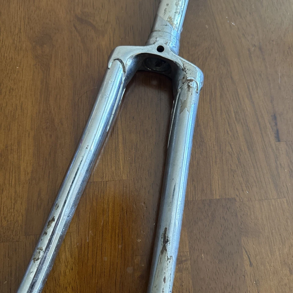 Horquilla Campagnolo vintage con orejetas - 650c - acero - 1” roscada - dirección 175 mm - usada Foto 3 de 4