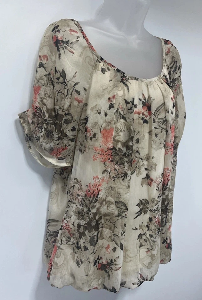 Sarah Michelle Top 女式大码奶油色花卉艺术流畅波西米亚 Y2K — 第 2/4 张图片