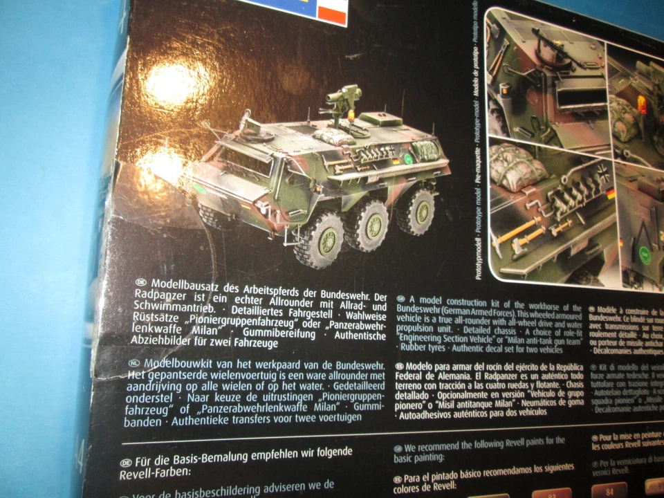 KIT REVELL ANFIBIO TP2 1 FUCHS A 4...SCALA 1/35 - Immagine 2 di 2