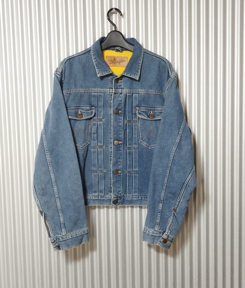VTG 90s Wrangler 888MJL. 