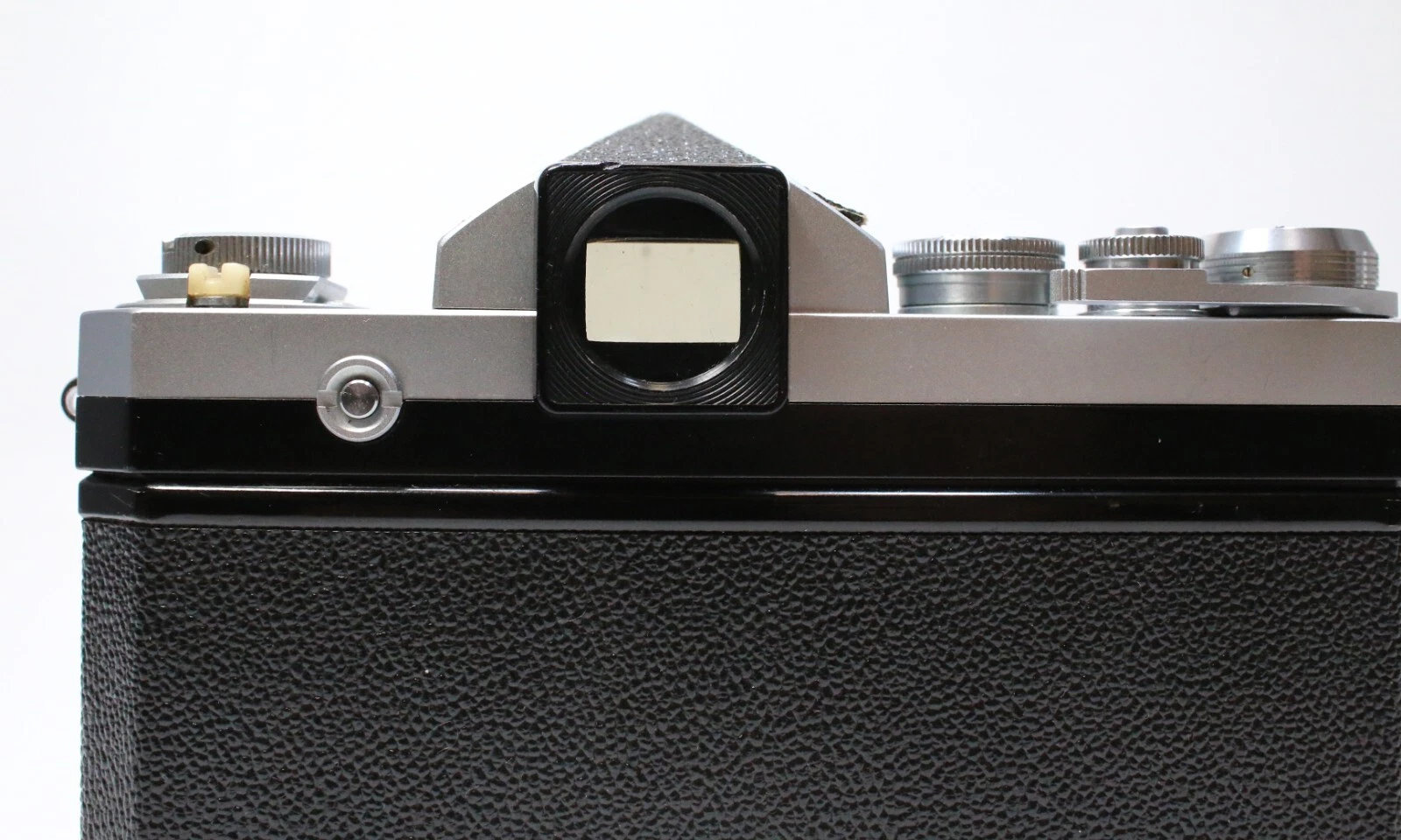 Nikon F Eye Level / Non-AI NIKKOR-H Auto 50mm F2 SLR Film Camera F