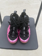 Nike Air Foamposite One Men s Mid Top size 9....