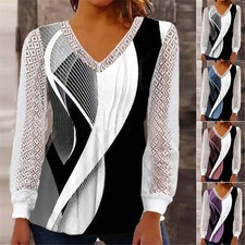 Blusa mujer escote en V con encaje y estampado elegante