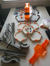 LOT HEXBUG Nano Hive Habitat Playset w/ Tracks & Accessories + 5 Bugs