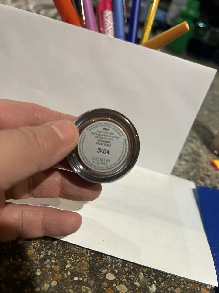 Mary Kay Cream Eye Color Iced Cocoa #025870 Full Size - Image 3 of 3