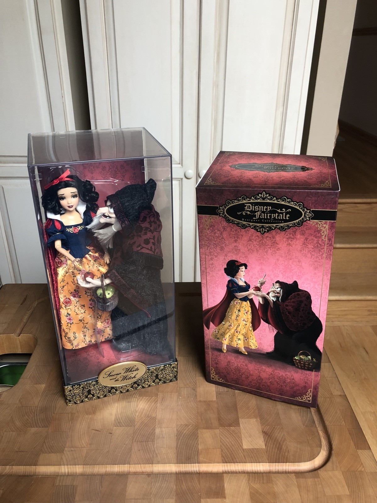Disney Fairytale Designer Collection: Snow White and the Wit