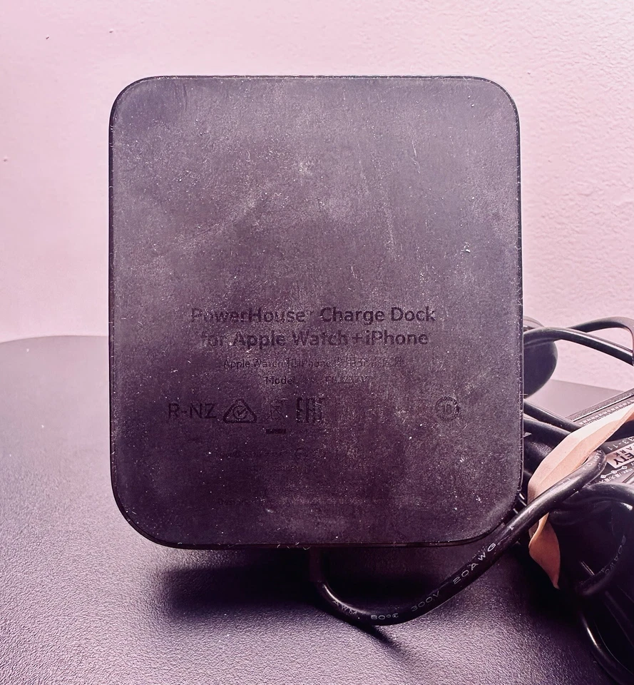 Base de carga Belkin Powerhouse para Apple iPhone y reloj F8J237V2 negra ¡Funciona!🍎 Foto 3 de 4