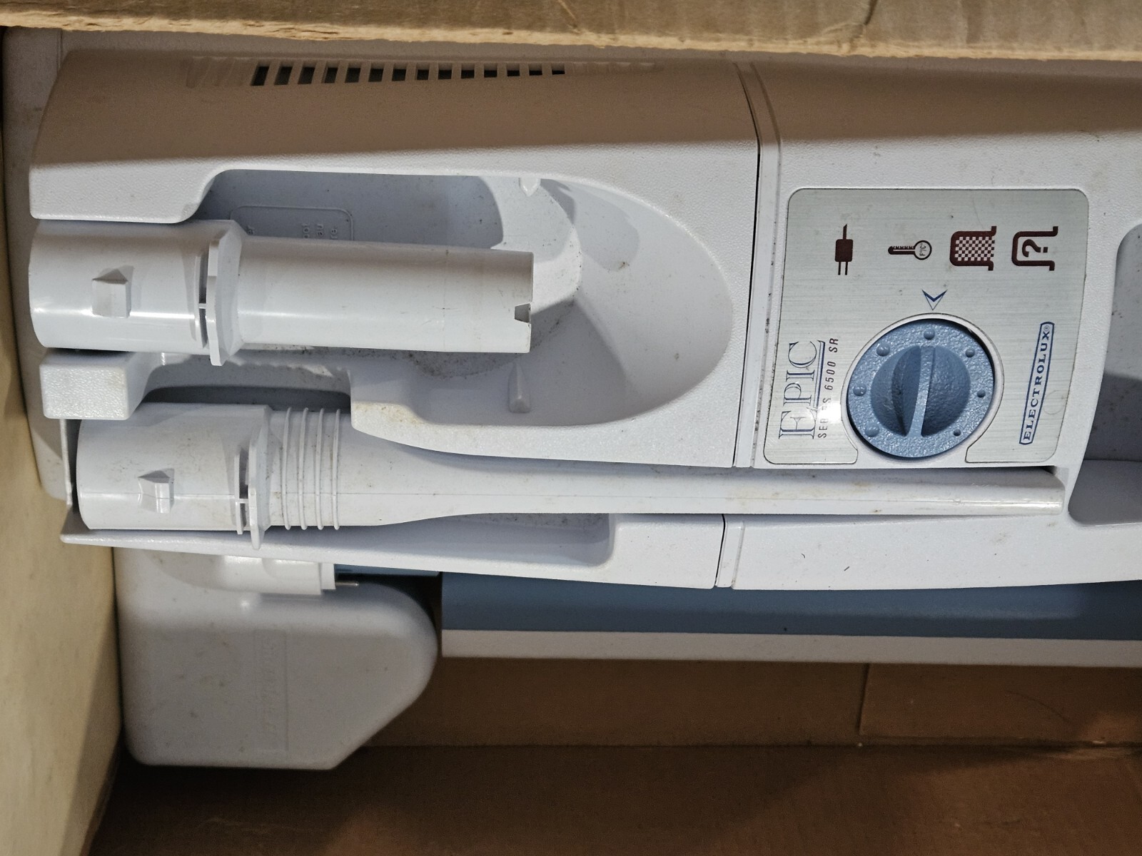 Vtg Electrolux Canister Vacuum Cleaner Epic 6500 SR w/ Manual Box Bags